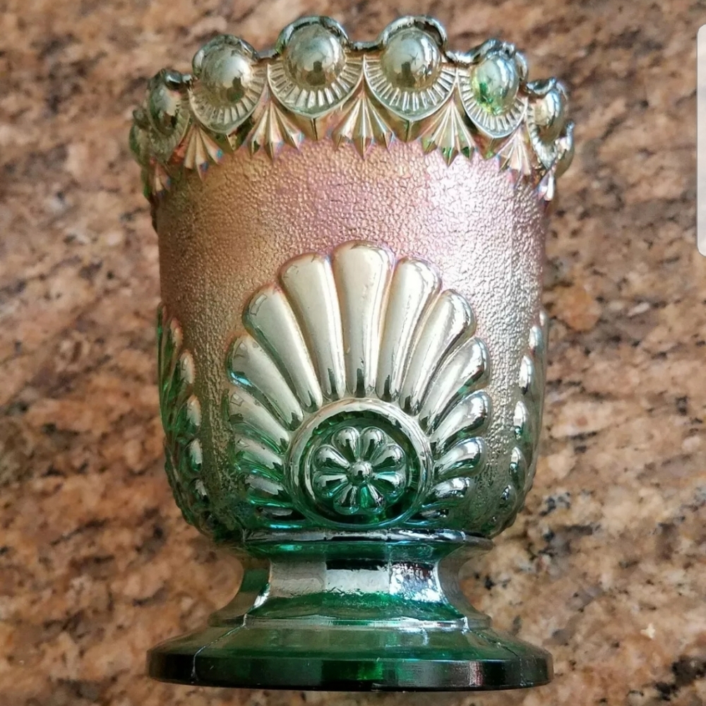 Vintage Carnival Glass 5 pcs Plus bonus